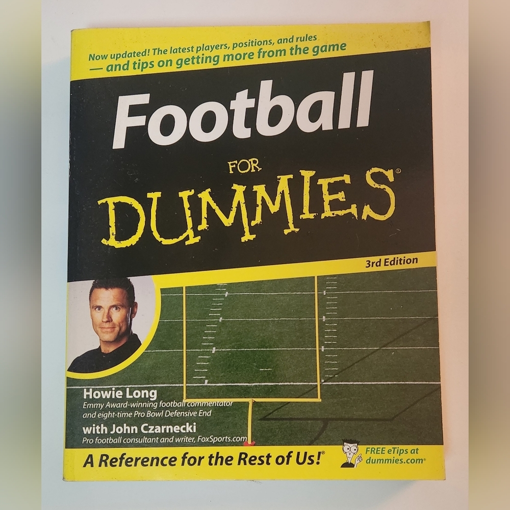 Football For Dummies Book